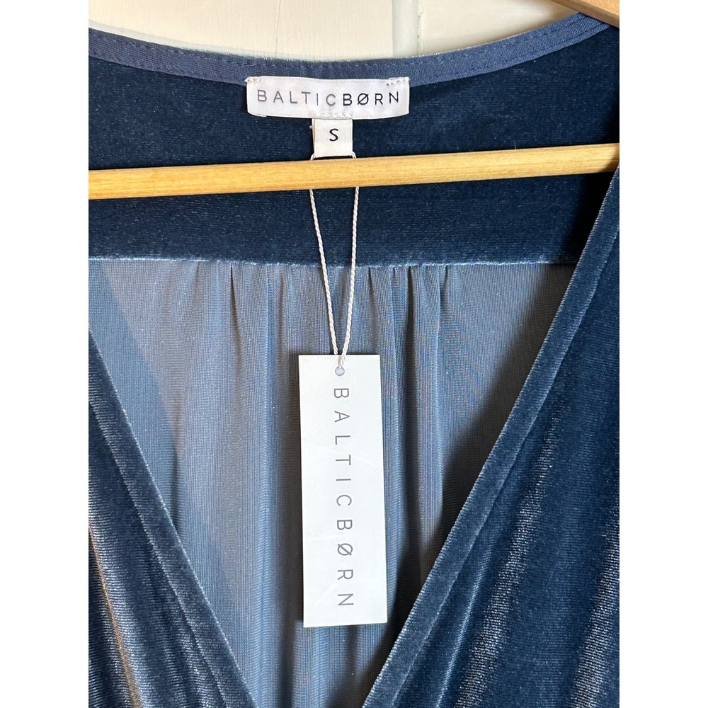 Baltic Born Sofia Velvet Maxi Dress Dusty Blue 3/4 Sleeve V-Neck Size S NWT - Picture 5 of 5